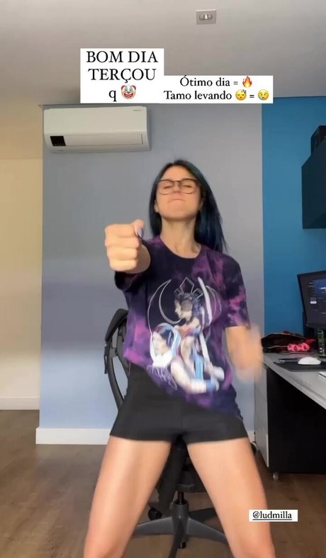 Camilota Xp model adult gallery