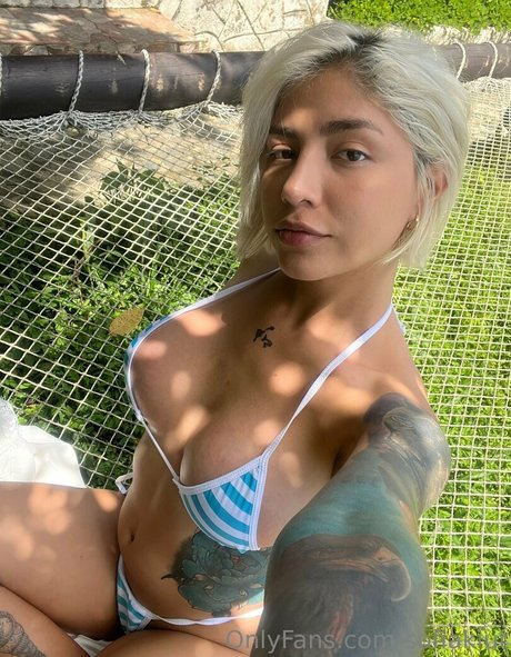 xxx asian onlyfans beautiful naked pic