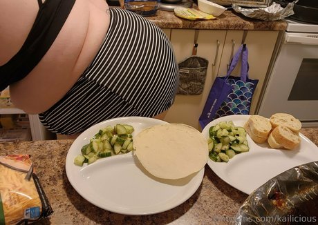 kailicious star adult gallery