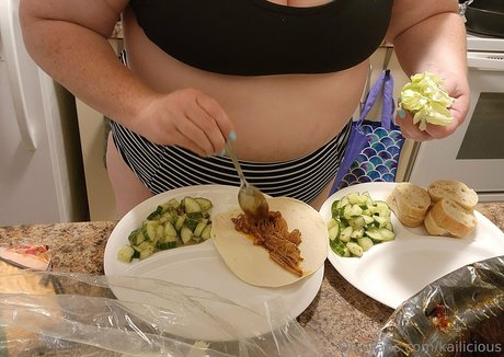 kailicious pornographic star pics