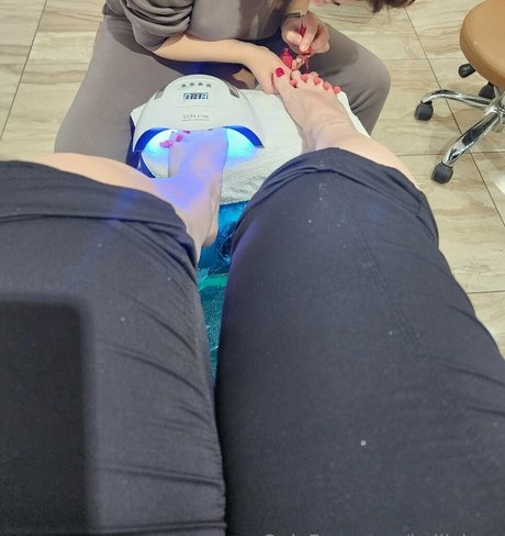 flat chested onlyfans free xxx images