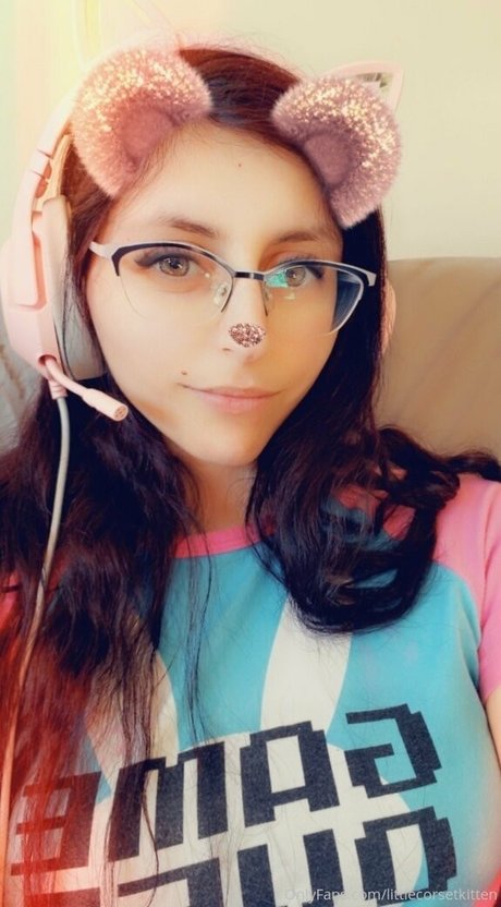 littleeevee66 pornstar hd image