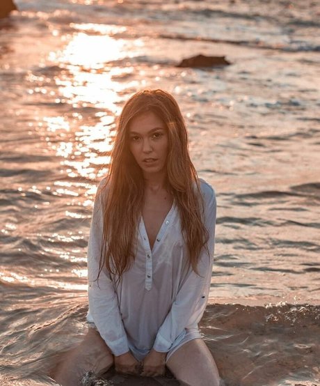 Aya Gutman erotic star archive