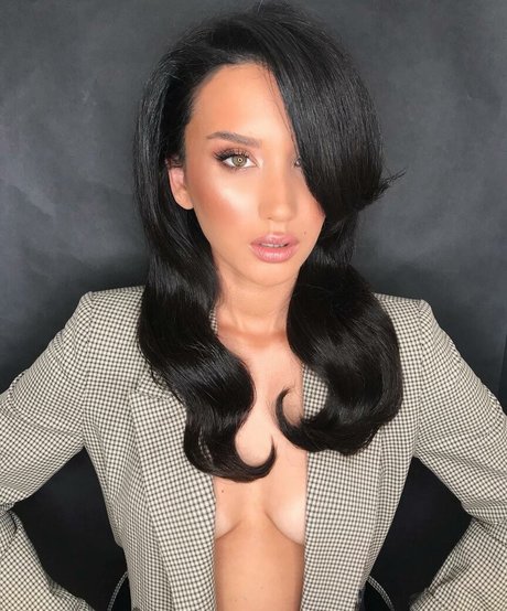 Danit Tal erotic model img