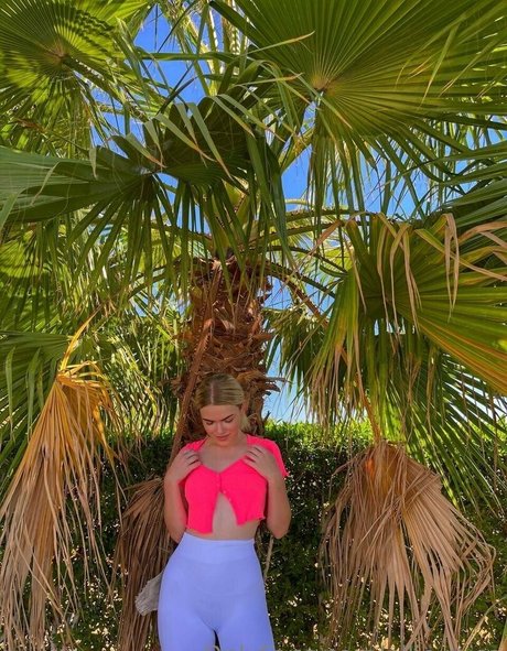 ellie miss model xxx pics