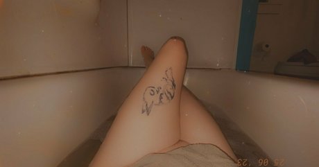 fruityboobies nude star pictures