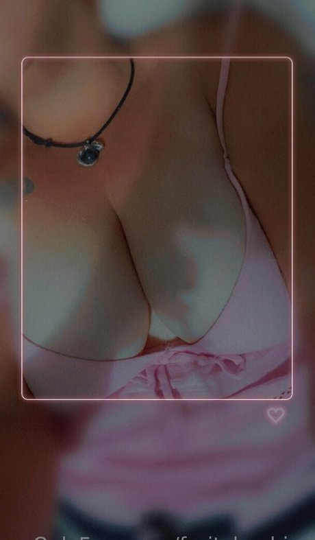 fruityboobies Photo Gallery