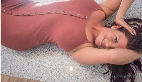 army milf onlyfans beautiful pictures