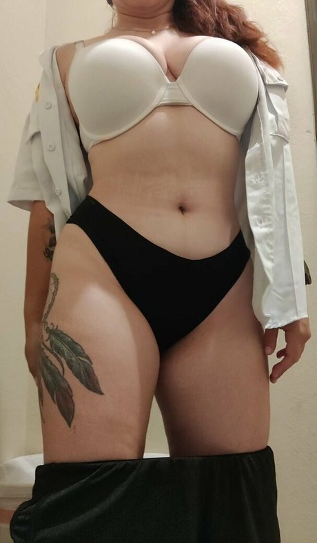 lewdicorndlc top model image