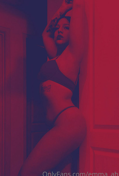 emma ah pornstar high quality pics