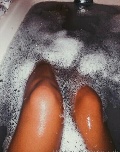 emma ah nice model images