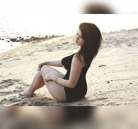 Anna Bernadi Photo Gallery