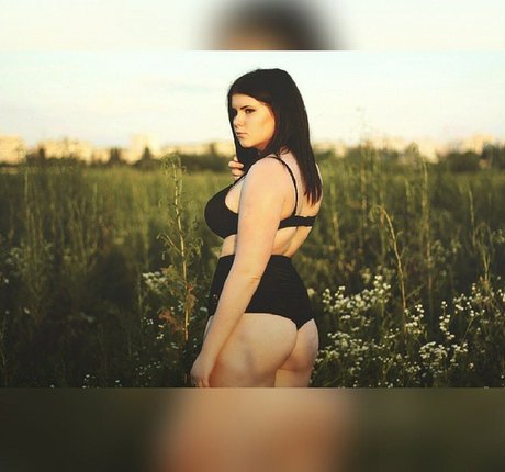 ssbbw granny onlyfans art nude picture