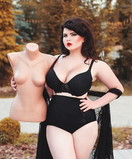 squirt teen onlyfans free nude image