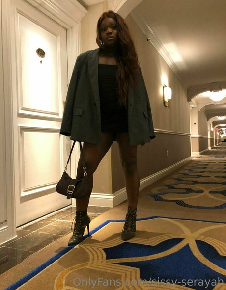sissy serayah sexy model galleries