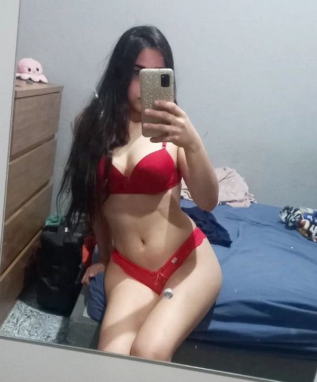 MC July model pornographic images