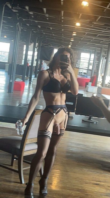 british blonde onlyfans hot nude images