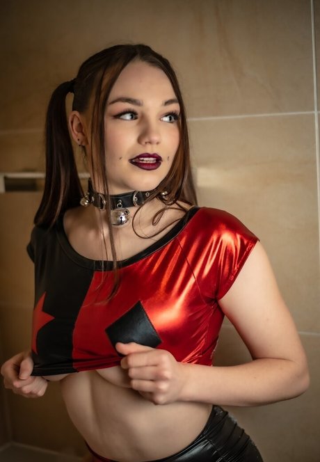 Nomi Teee hot pornstar gallery