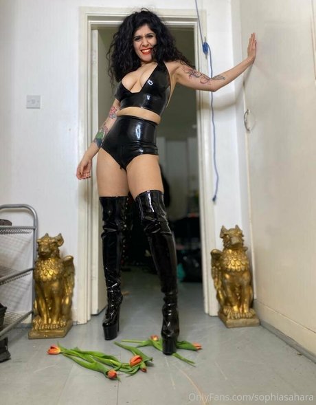 mistresssophiasahara star free img