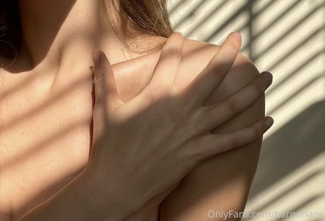 pregnant threesome onlyfans sexy naked photo