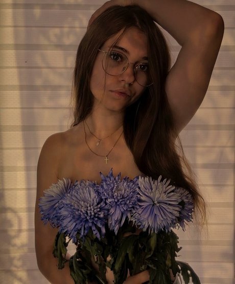 Anna Kauer erotic pornstar galleries