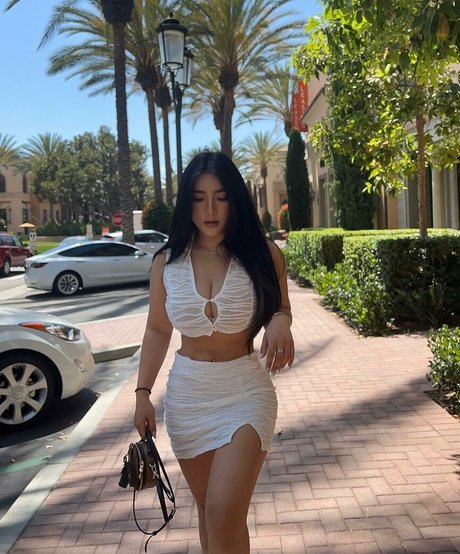 Ngan Nguyen pretty model pictures