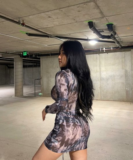 Ngan Nguyen model photos