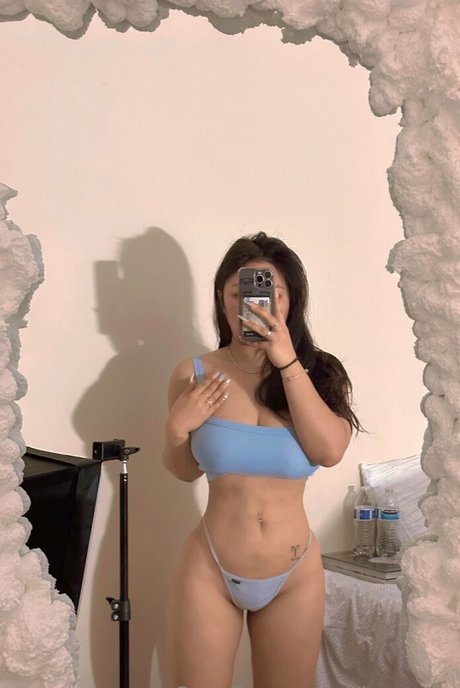 Ngan Nguyen xxx actress pics