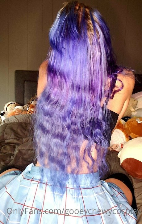 flat chested onlyfans top archive