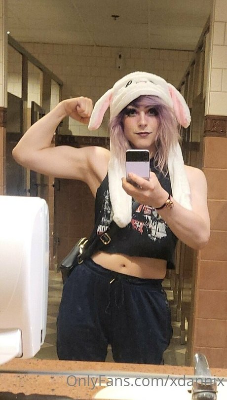 shemale fucks girl onlyfans pornographic photos