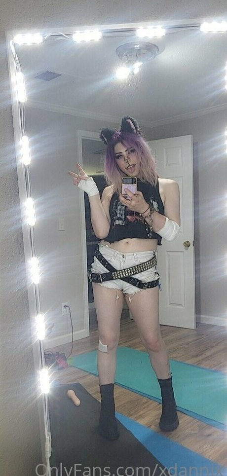 xdannix pornstar beautiful pic