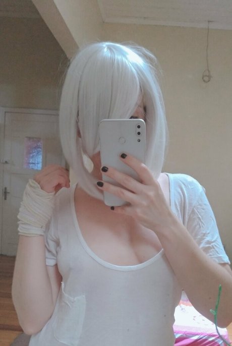 asian blonde onlyfans top photos