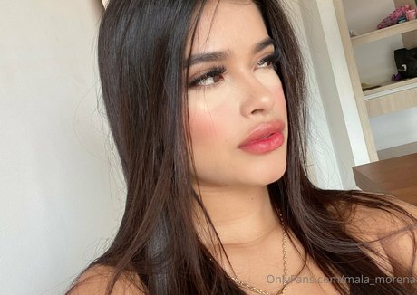 mala morena model sexy image
