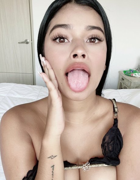 mala morena high quality pornstar img