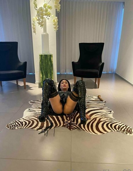 old young lesbian onlyfans pretty picture