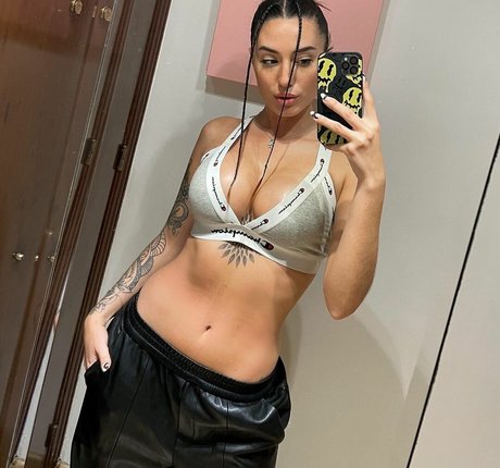 Mar Morales Ochoa art model images