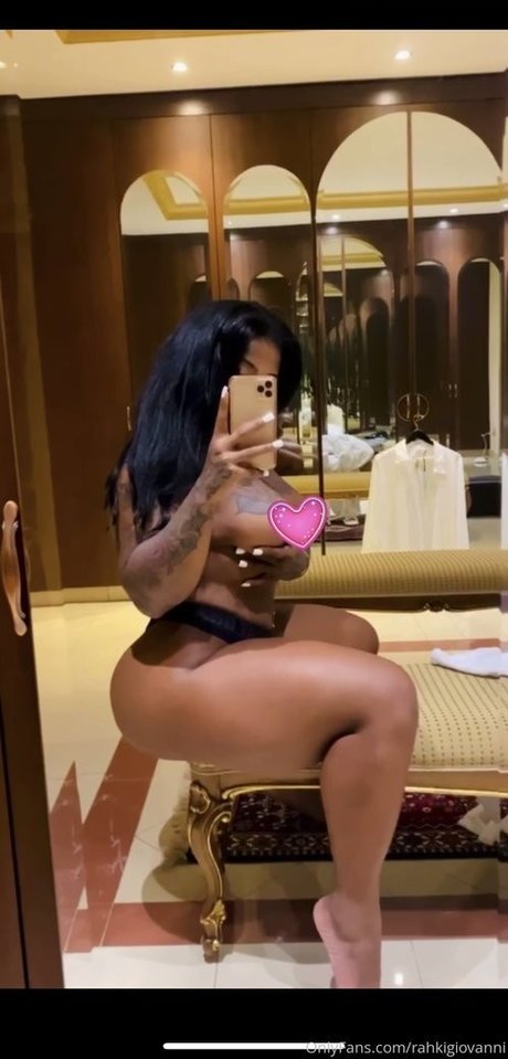 blonde milf big tits onlyfans art porn archive