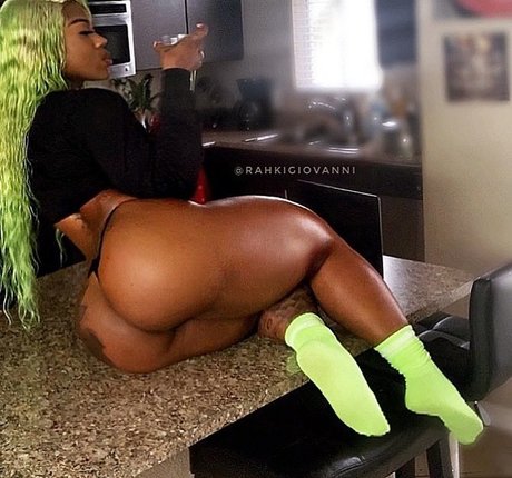 Rahkigiovanni art model image