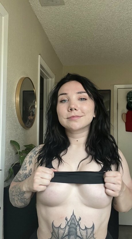 Glizzy McGuire hd star images