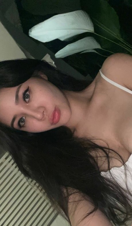 Bunniejin model naked galleries