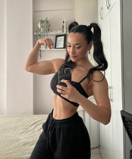 Hale Cabbar pornstar beautiful image