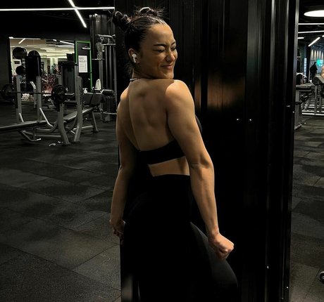 beautiful onlyfans hot naked img