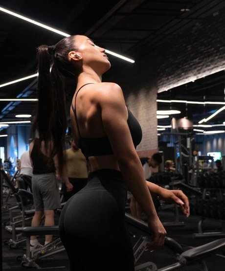 Hale Cabbar art pornstar photo