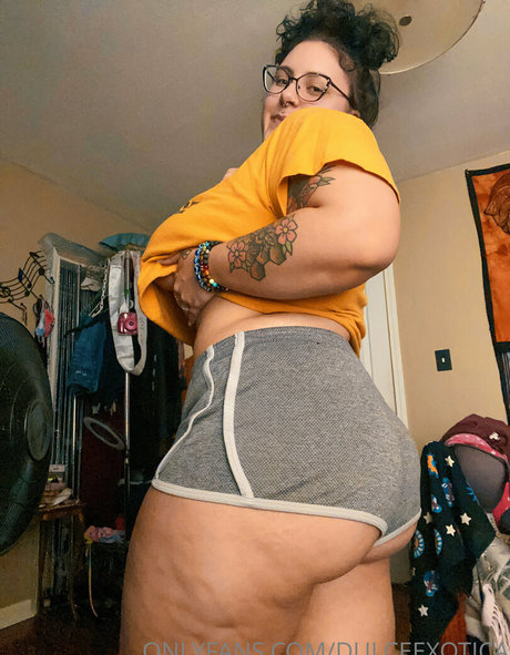 Reina Rodriguez erotic star picture