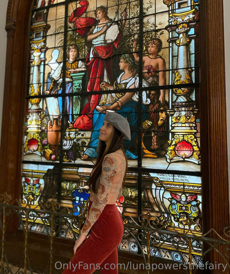 lunapowersthefairy model nude img