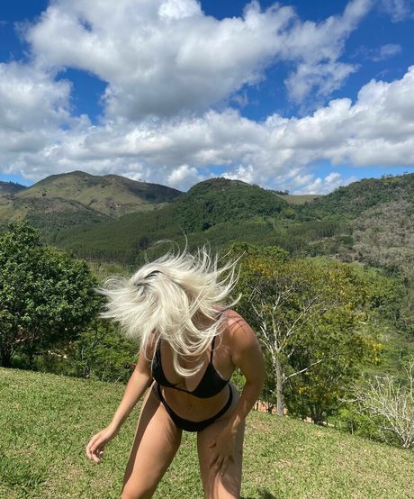 Duda Beat pornstar nude photos