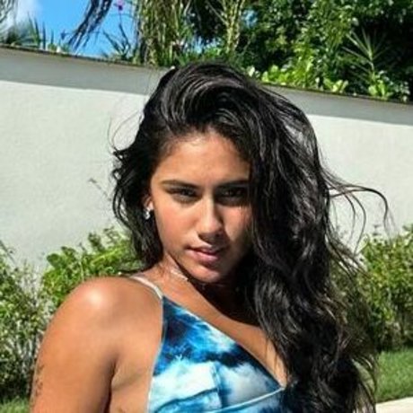 Julia Britz hot star galleries