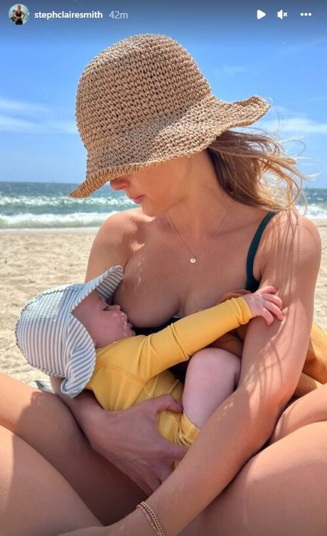 Steph Claire Smith star nude pic