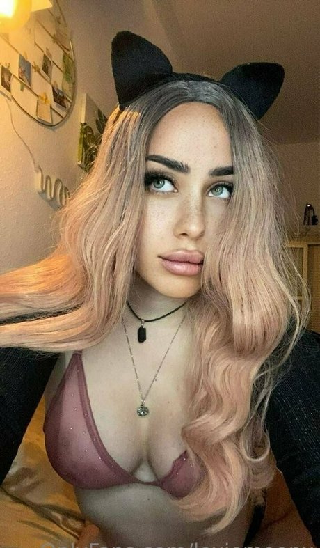 lexiemoonx adult model archive