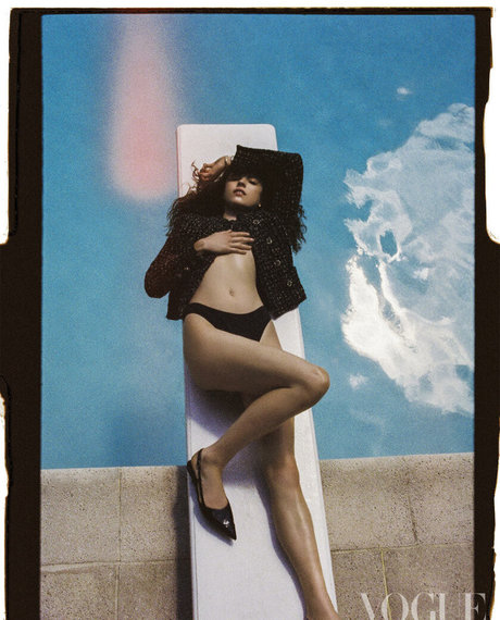 Margaret Qualley model adult images